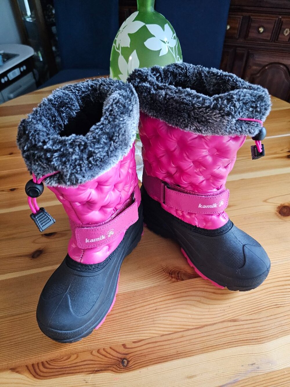 Kamik Girls Quilted Penny Snow Boot in Pink